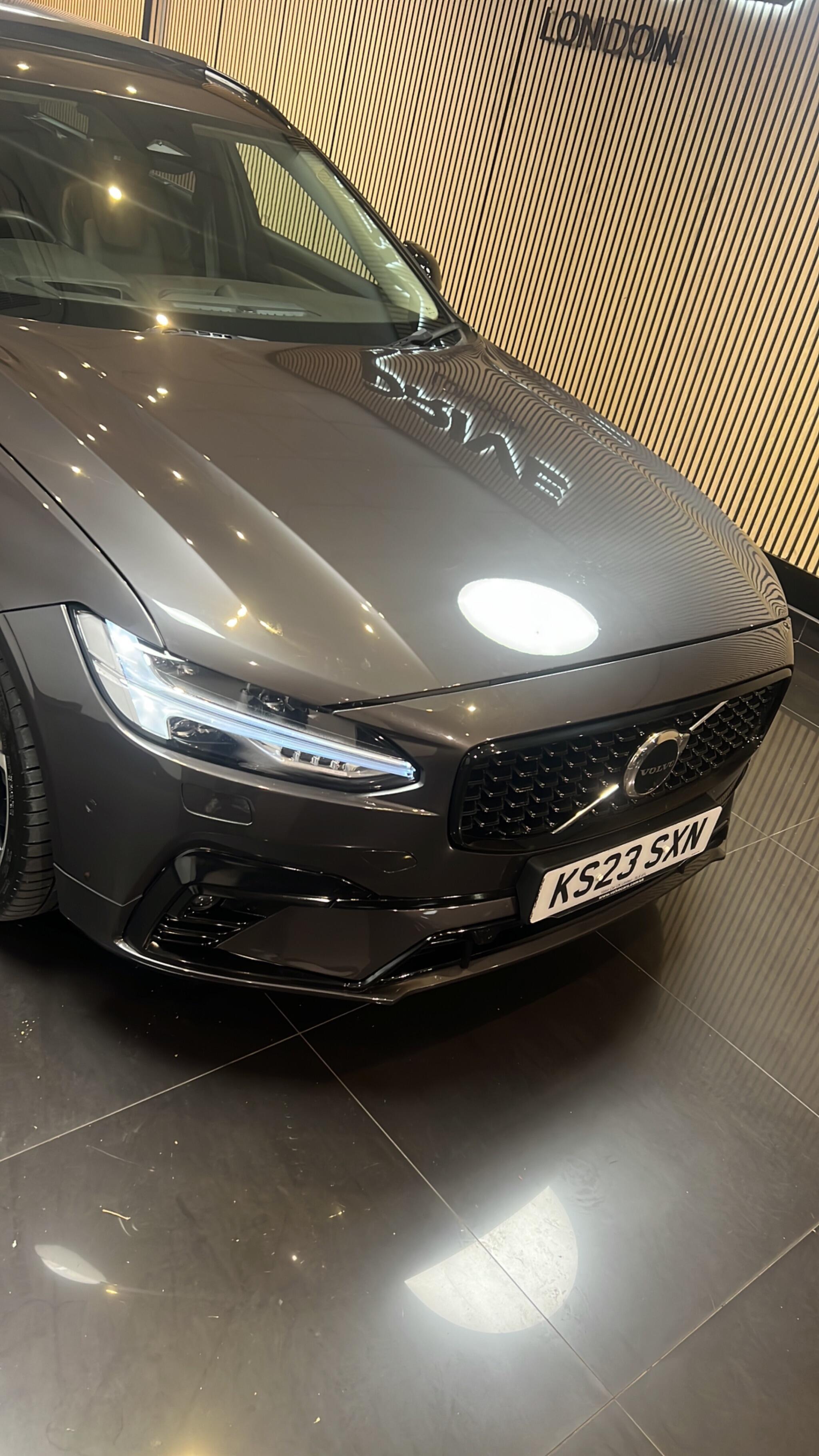 Volvo V90